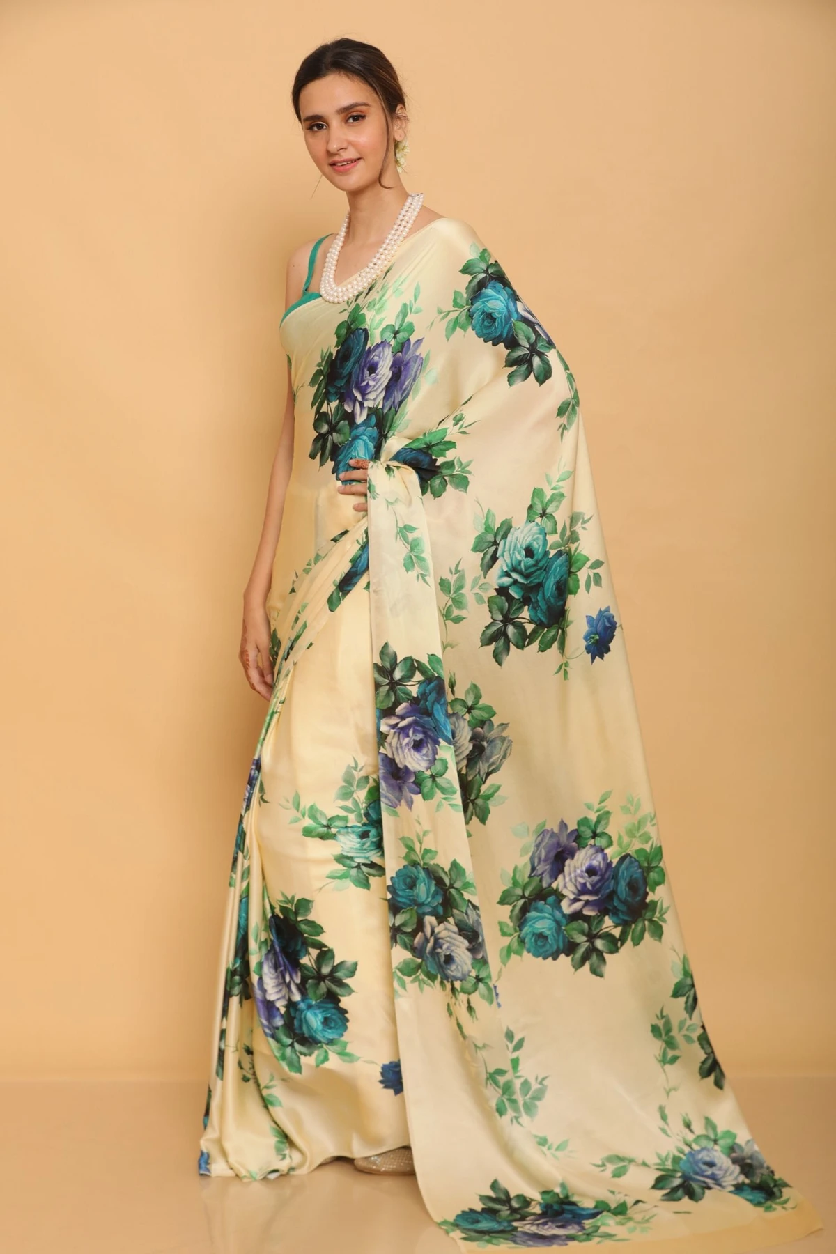 Letest Floral Printed of Satin Saree With Unstitched Blouse