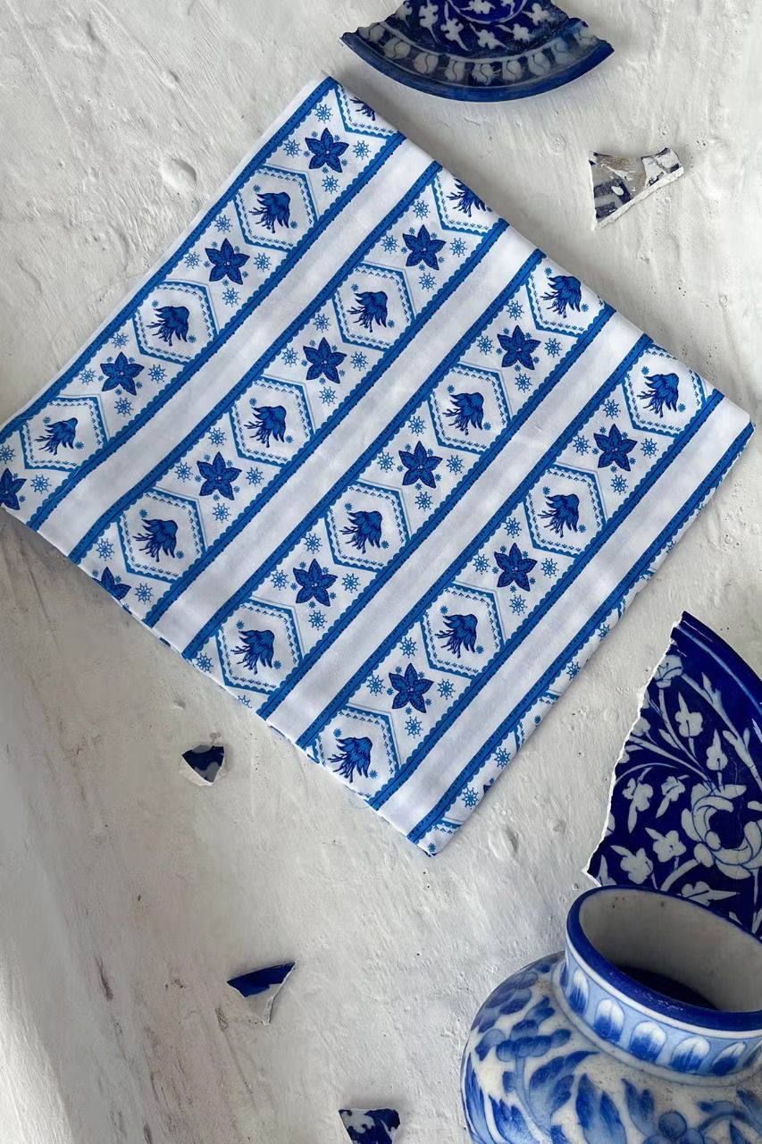 Georgette Saree With Printed Georgette Unstitched  Blouse