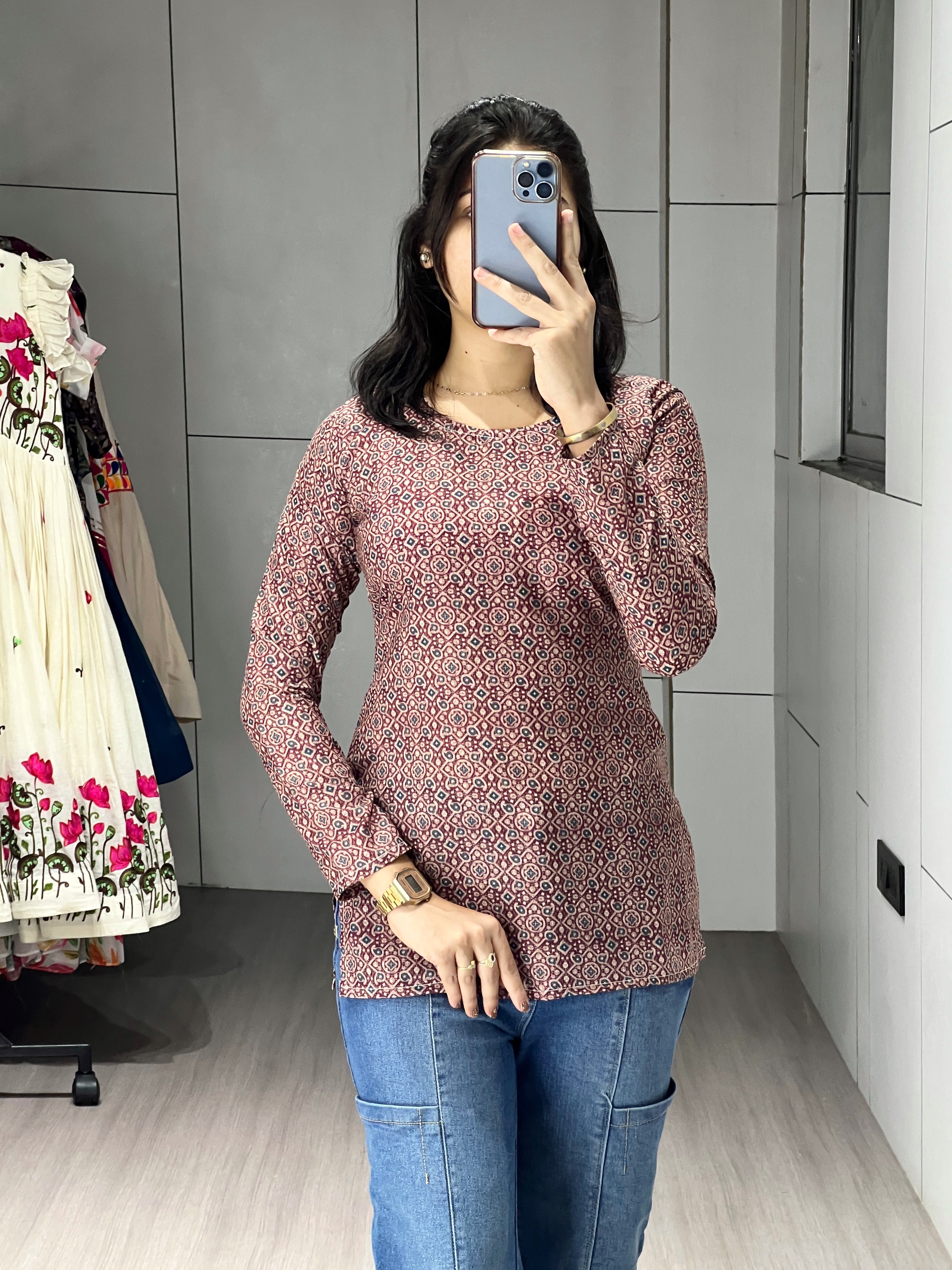 Trendy Floral Sleeved Kurtis