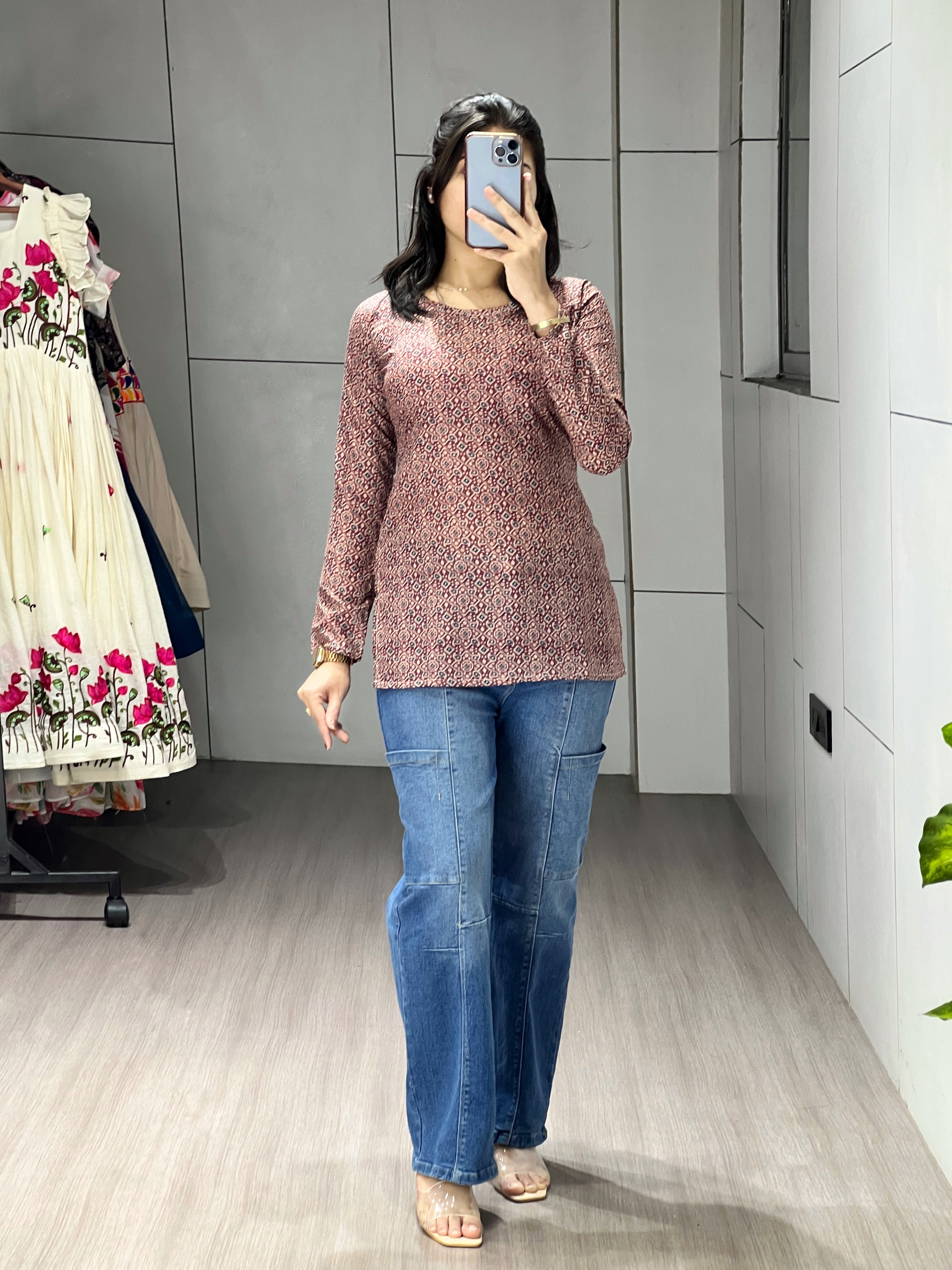 Trendy Floral Sleeved Kurtis