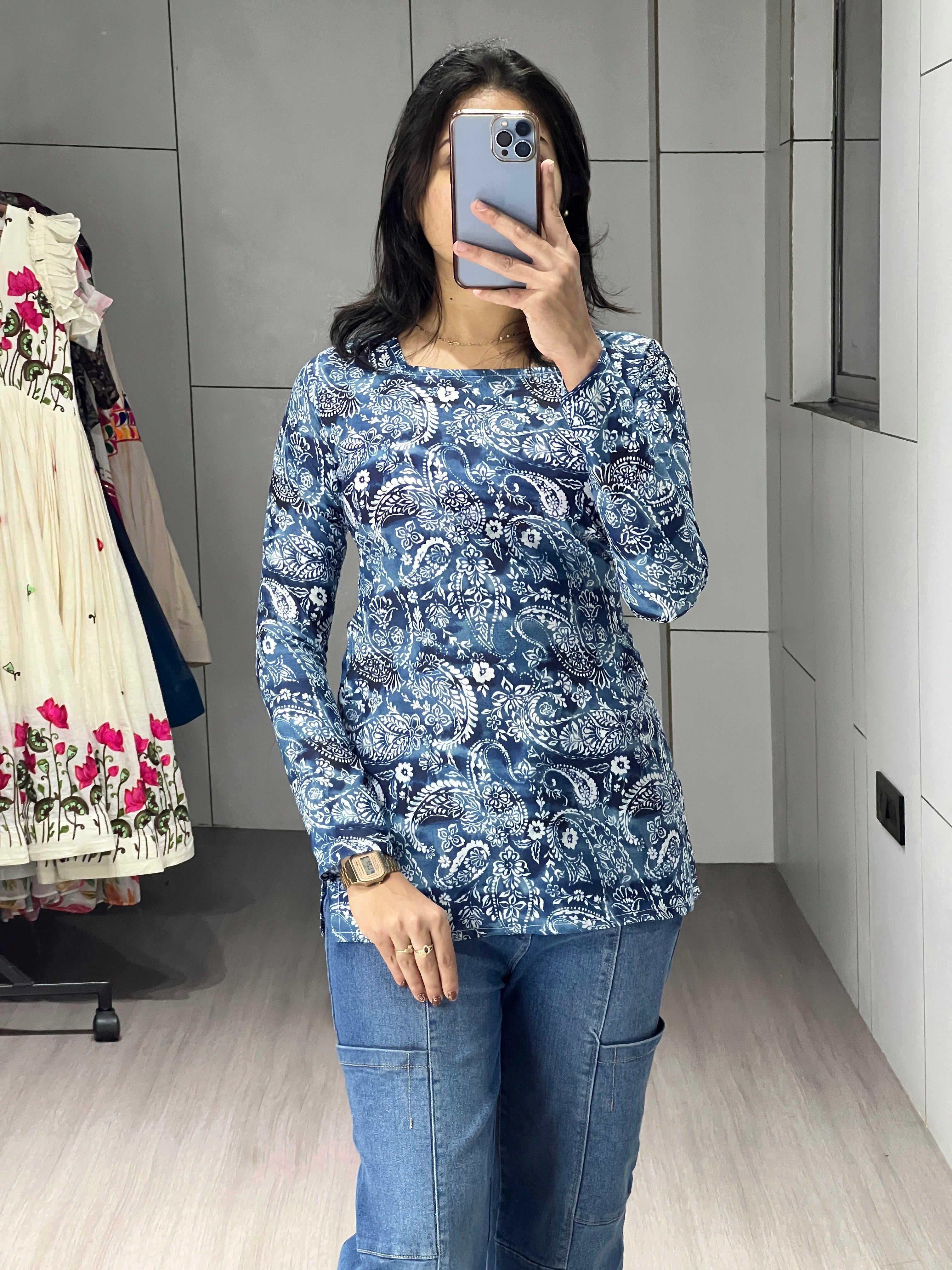 Trendy Floral Sleeved Kurtis