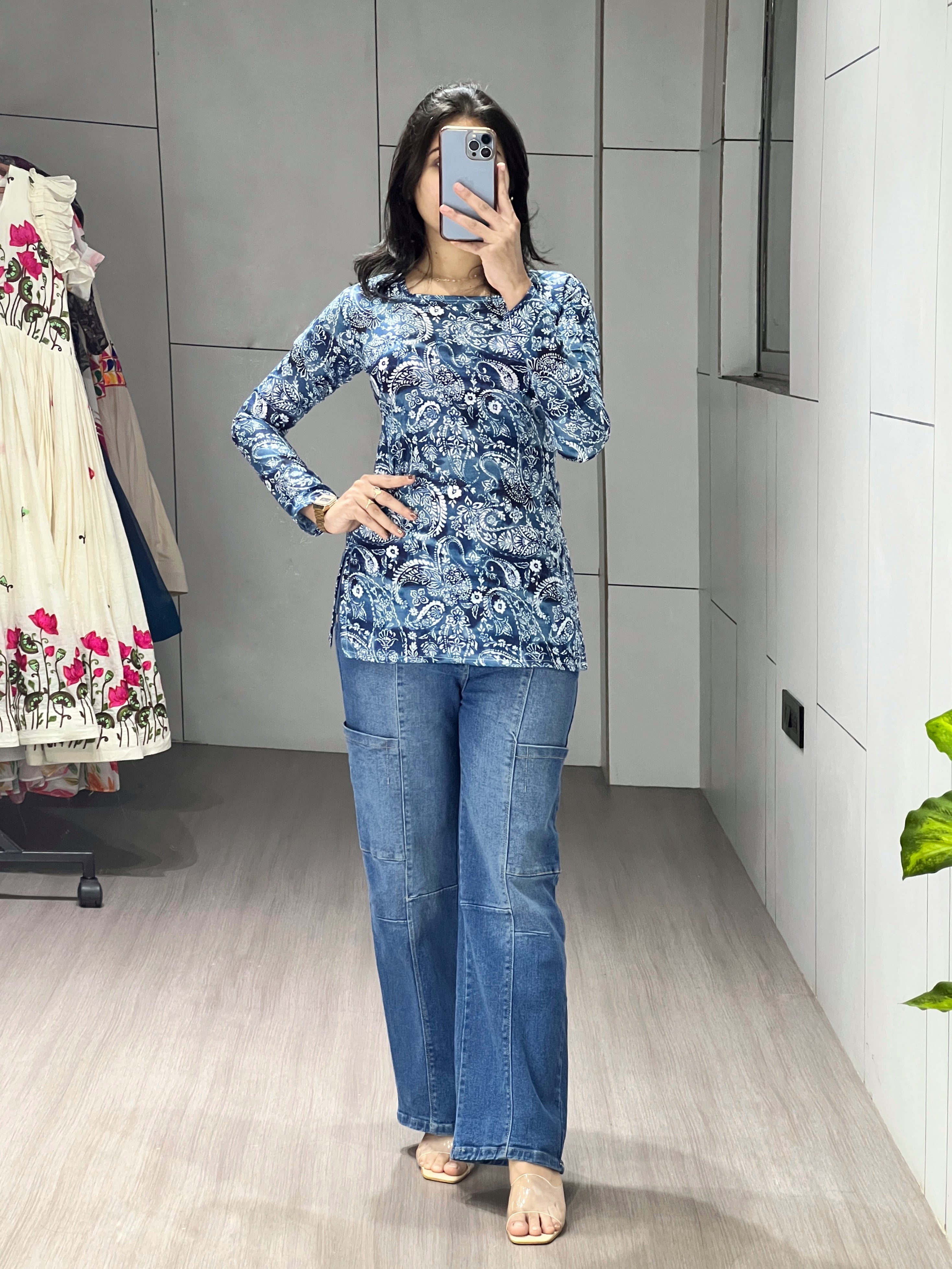 Trendy Floral Sleeved Kurtis