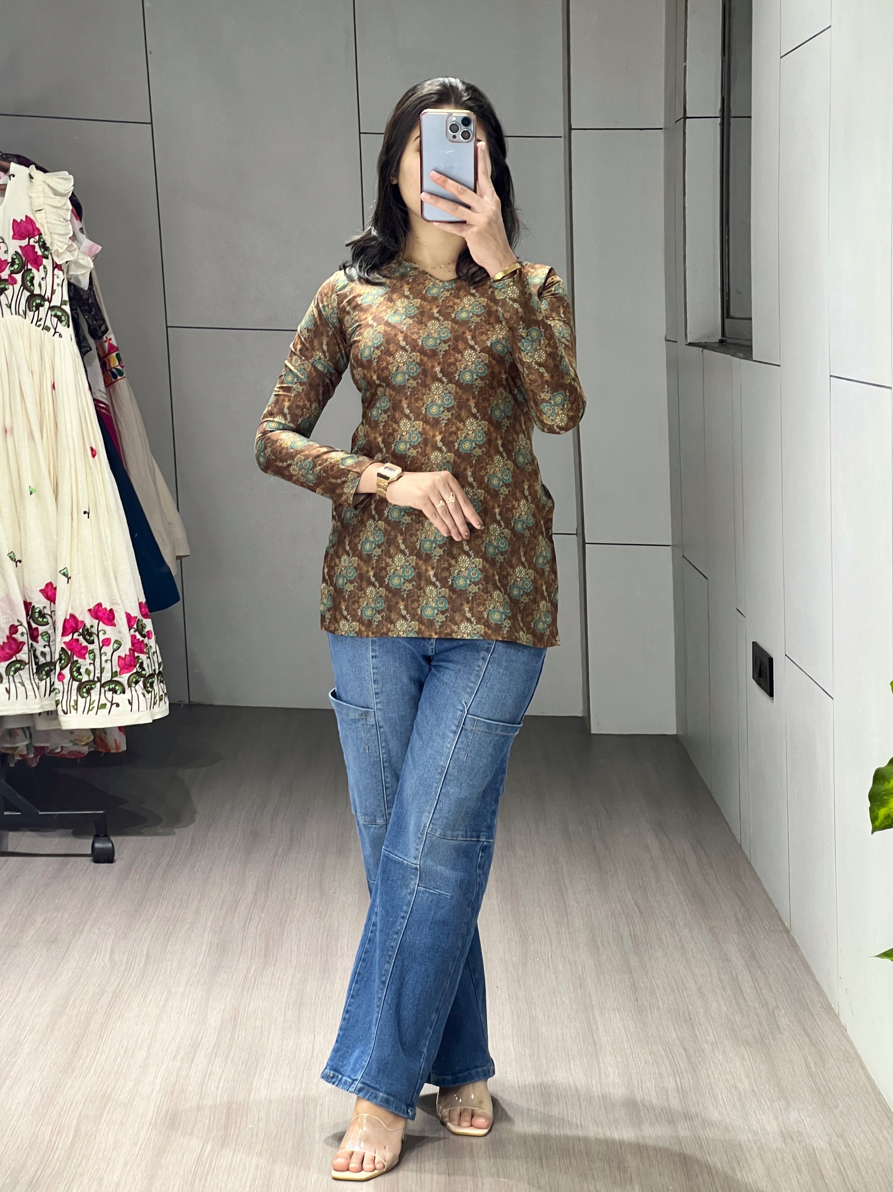 Trendy Floral Sleeved Kurtis