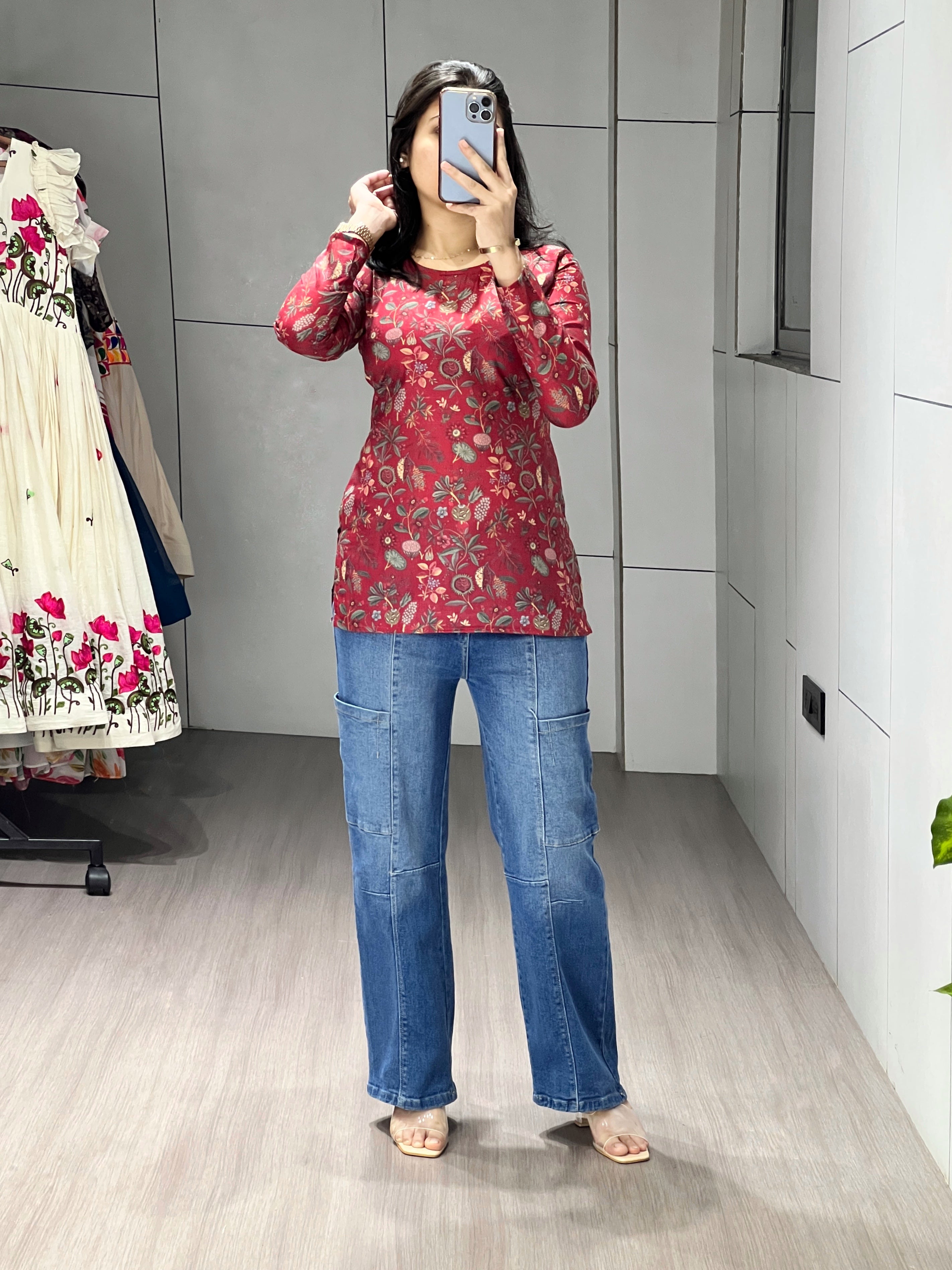 Trendy Floral Sleeved Kurtis