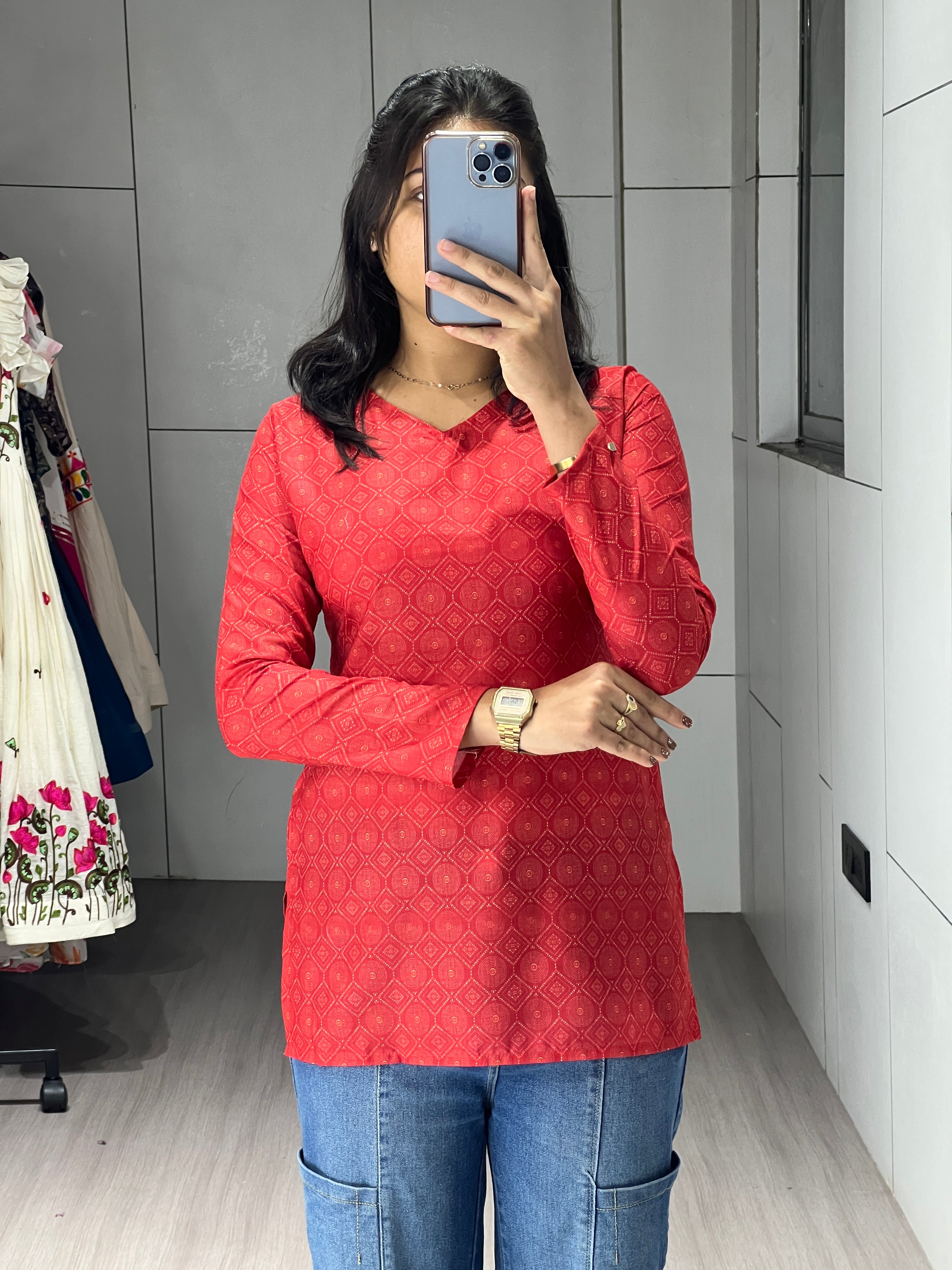 Trendy Floral Sleeved Kurtis