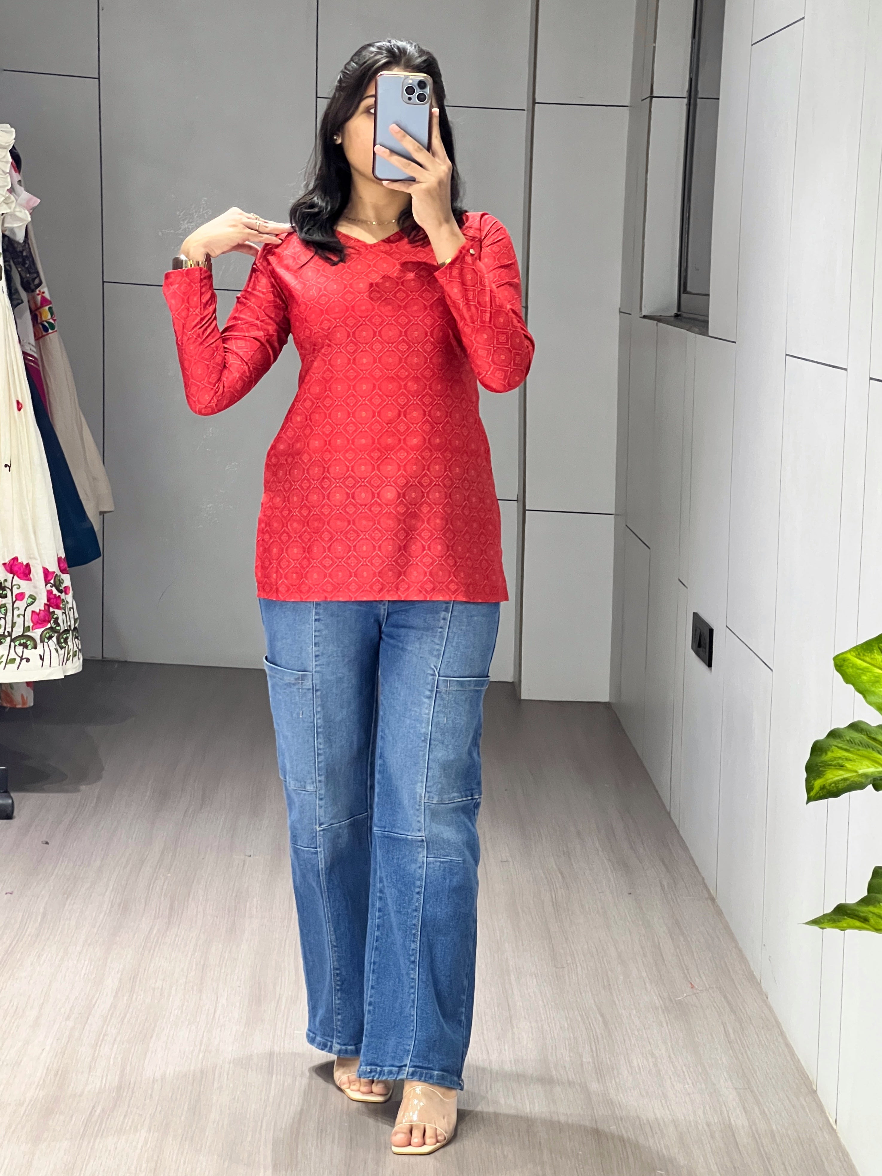Trendy Floral Sleeved Kurtis