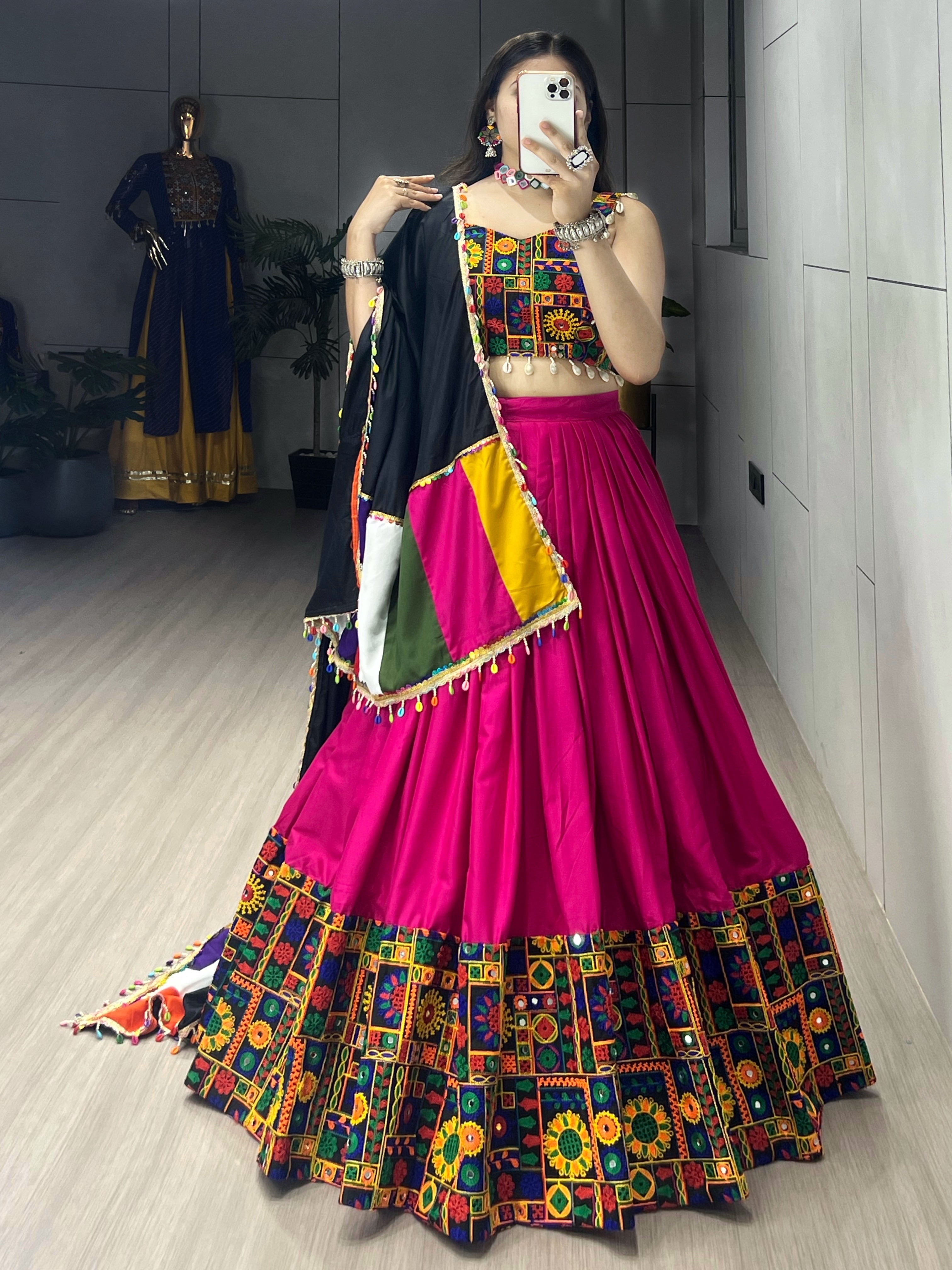 Designer Navratri Chaniya Choli