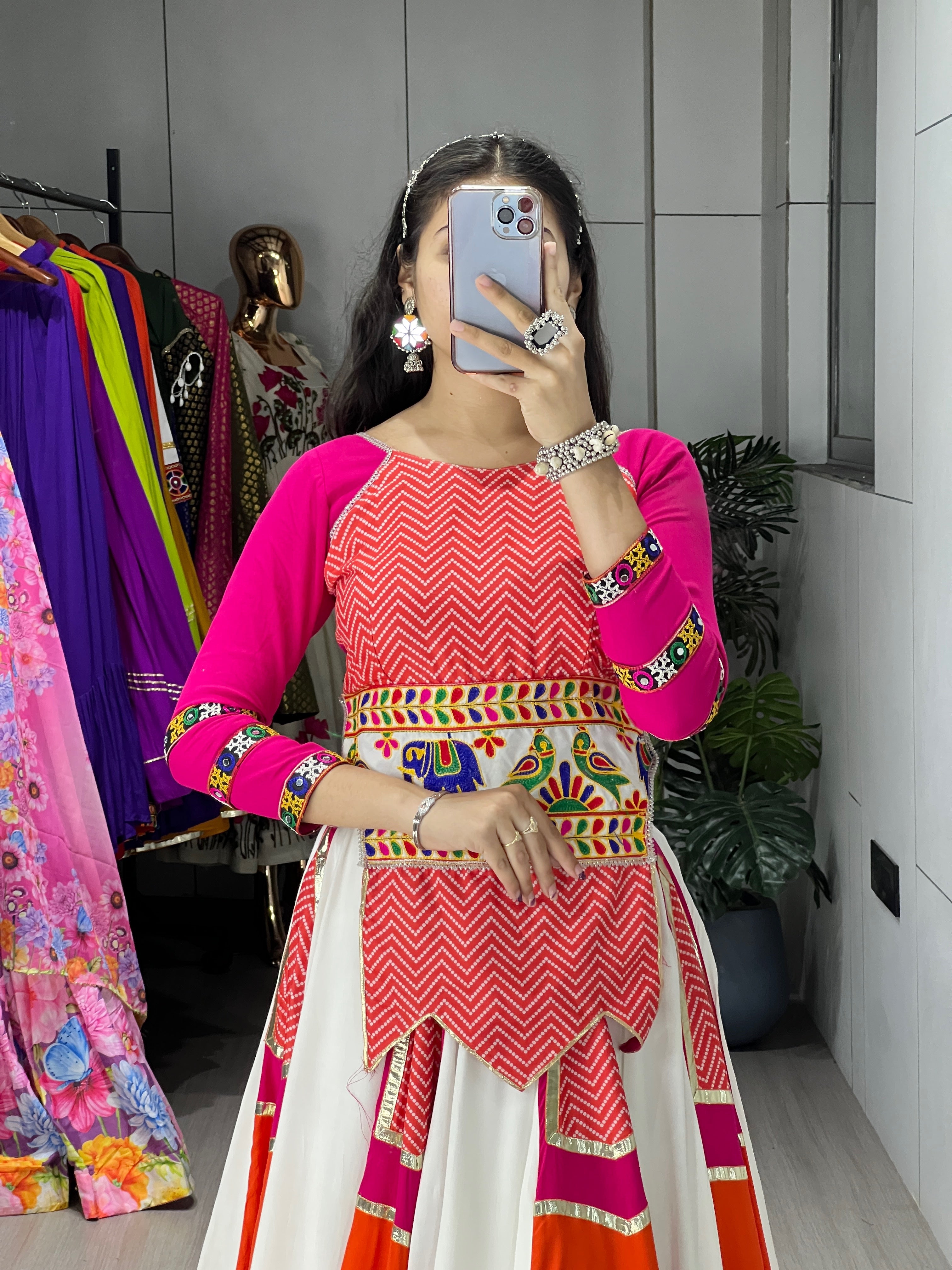 Latest Chaniya Choli Design For Navratri Outfit