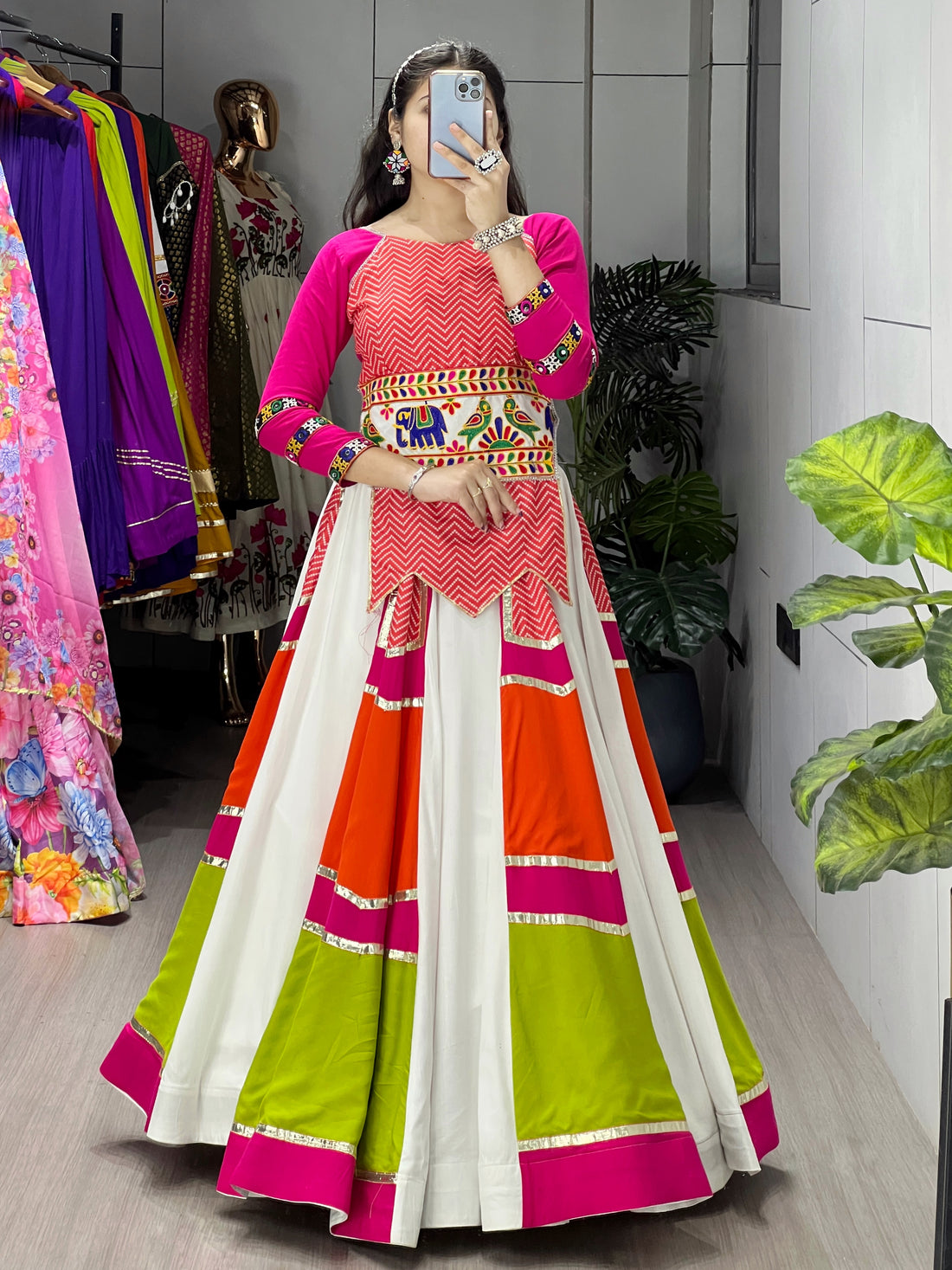 Latest Chaniya Choli Design For Navratri Outfit