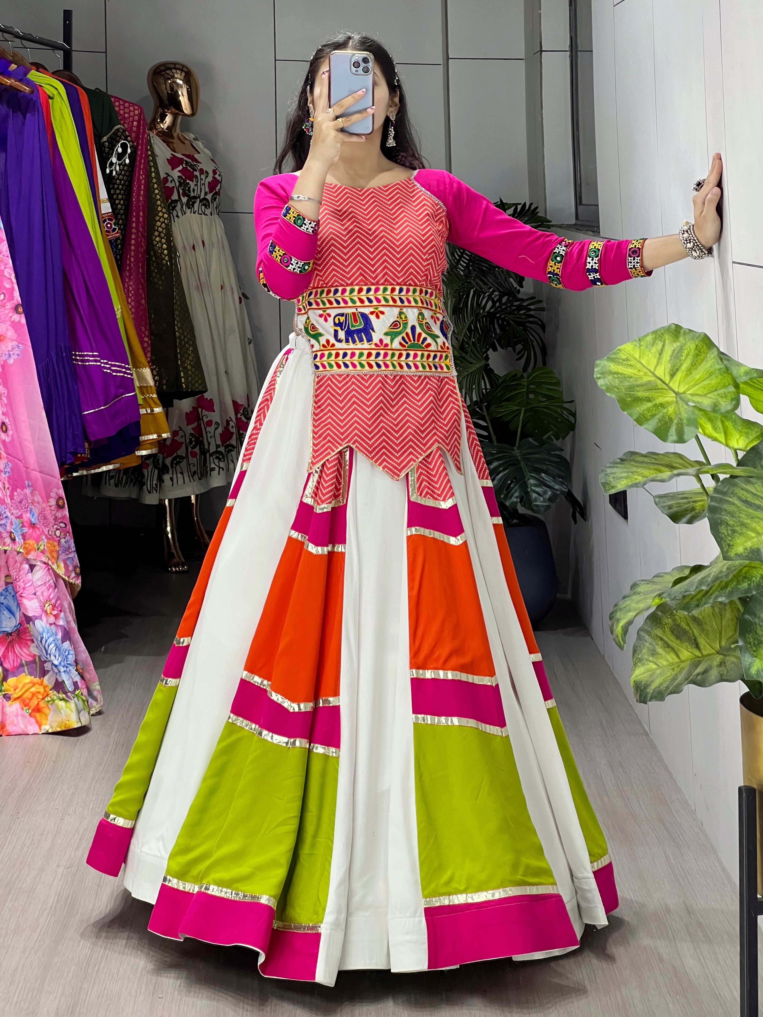Latest Chaniya Choli Design For Navratri Outfit