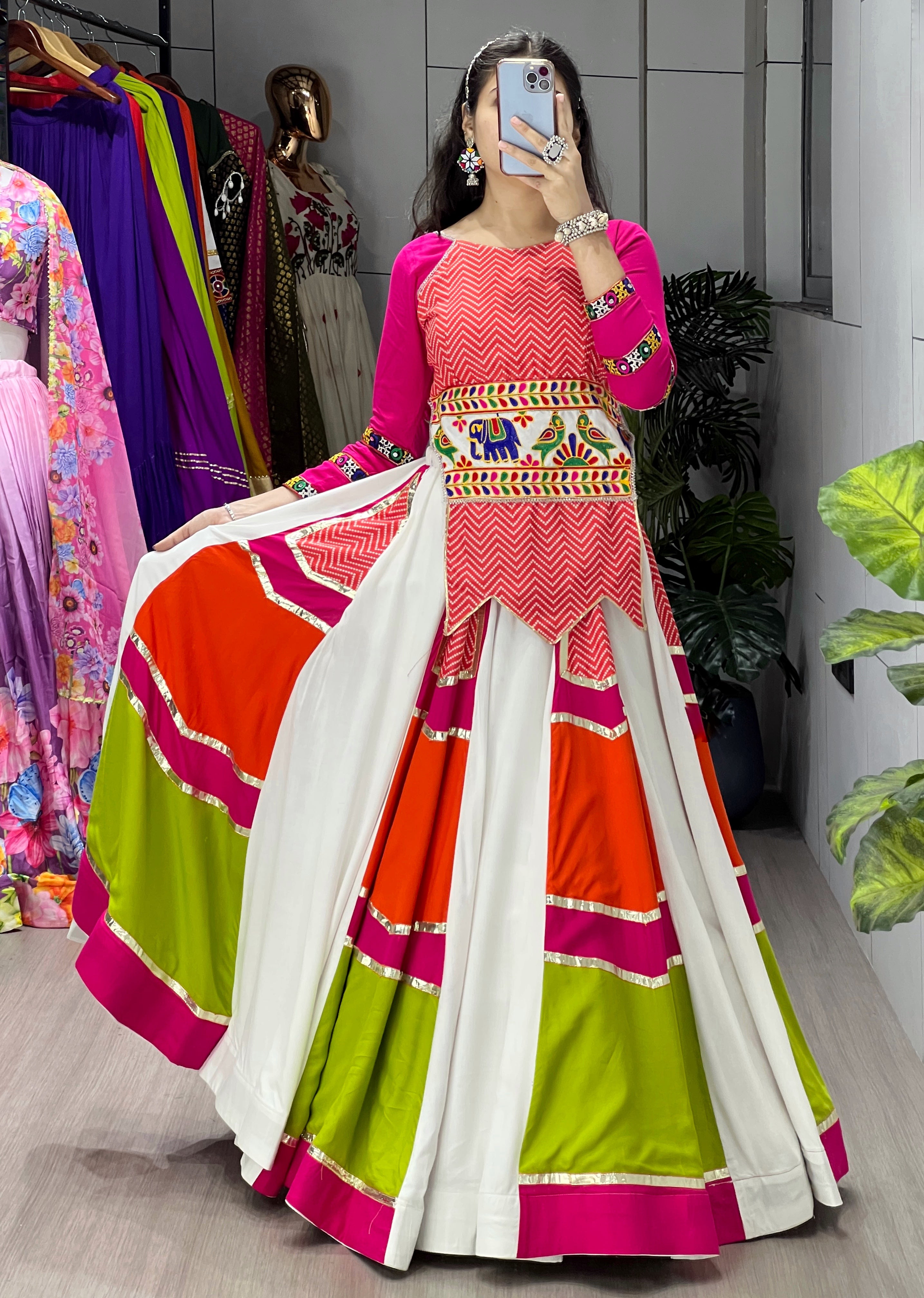 Latest Chaniya Choli Design For Navratri Outfit