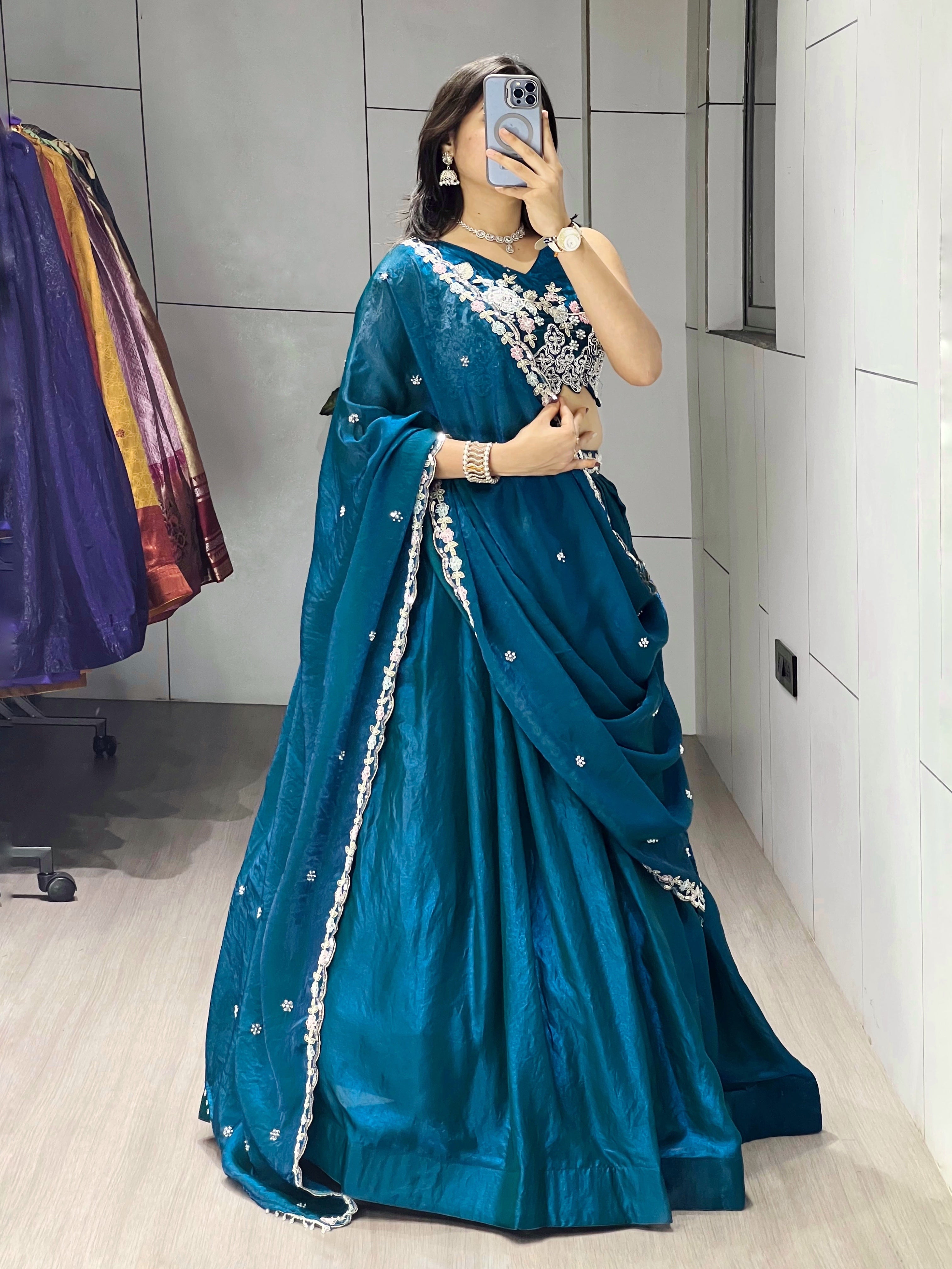 Latest Lehenga Choli With Dupatta