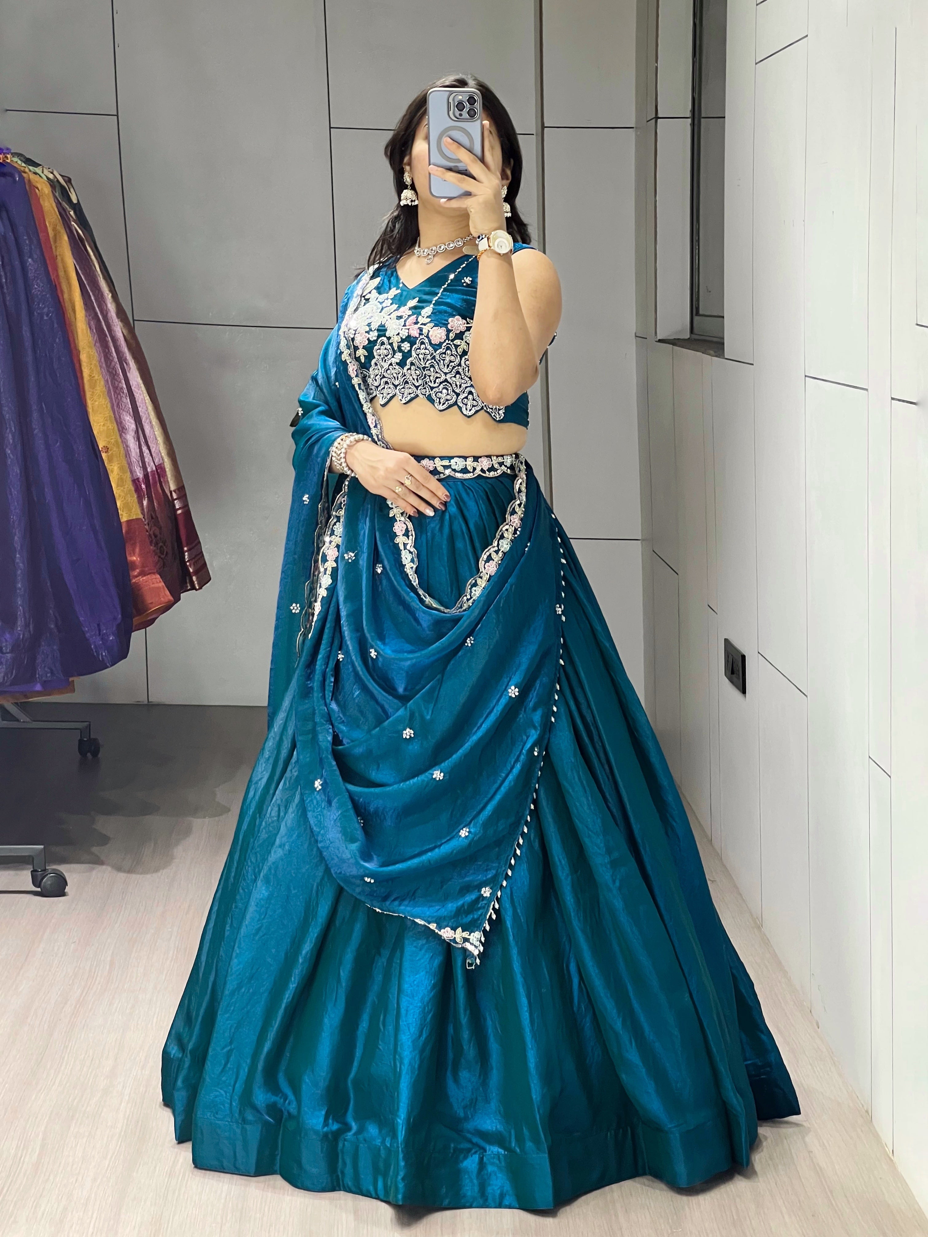 Latest Lehenga Choli With Dupatta