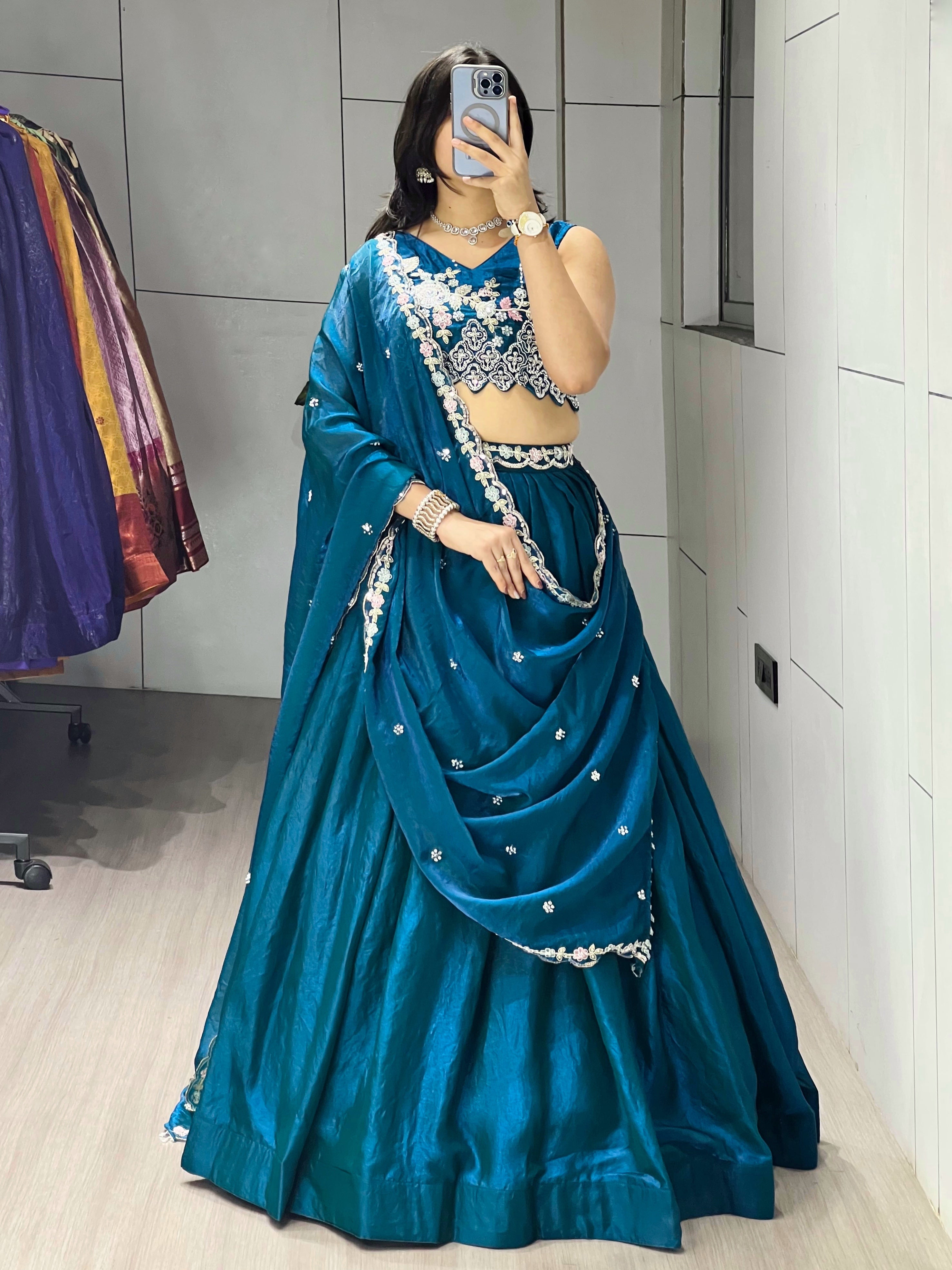 Latest Lehenga Choli With Dupatta