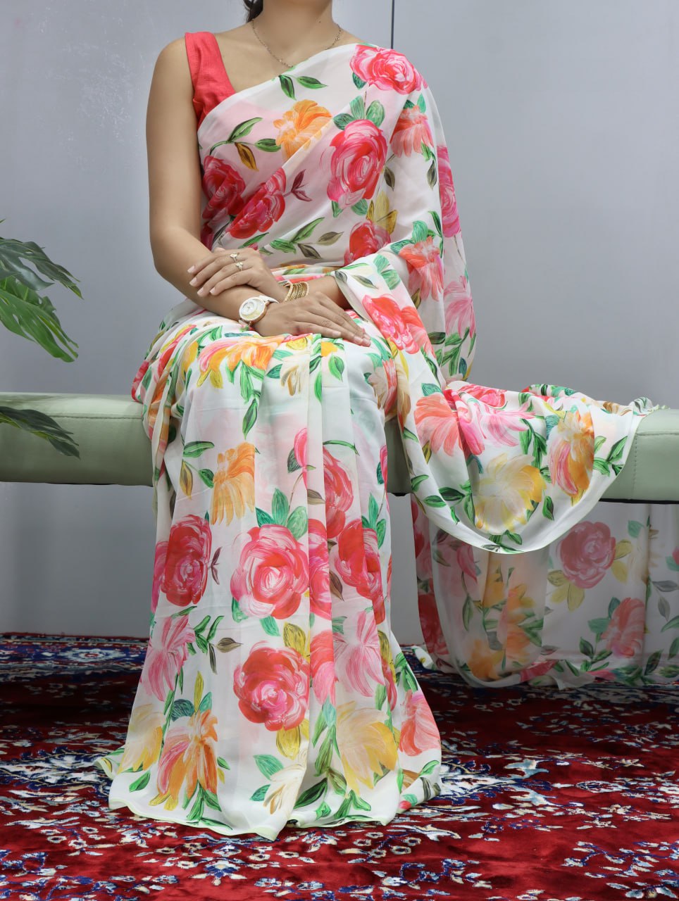 Beautiful Weightless Floral Printed Sarees With Unstitched Blouse