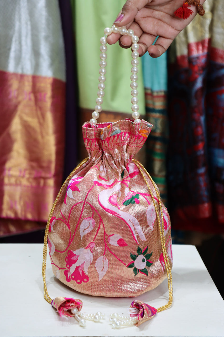 Designer Batwa with Pearl Handle