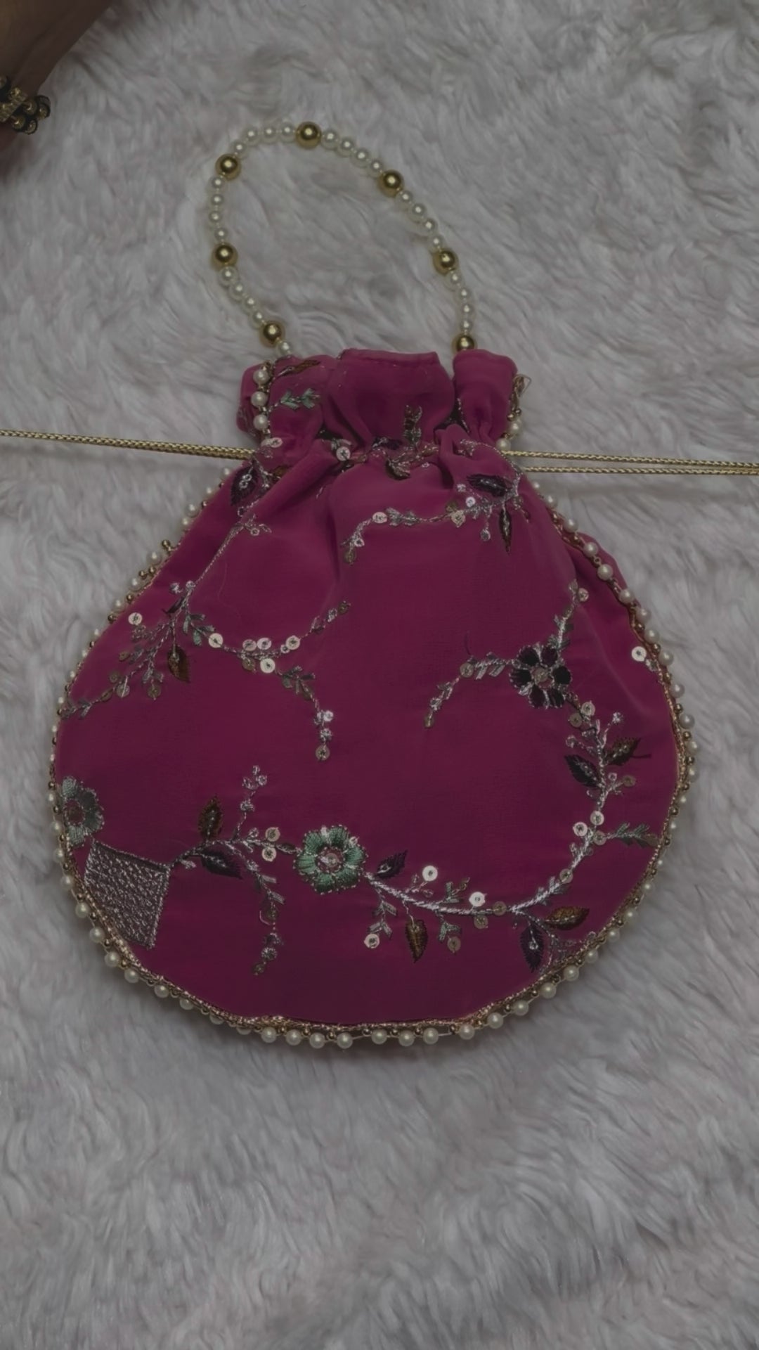 Beautiful Embroidered Lightweight Batwa